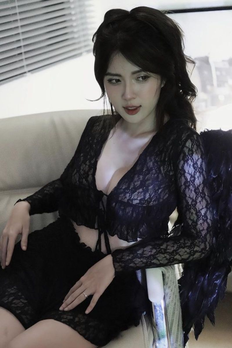 Ảnh Nguyễn Phúc Kim Ngân sexy 26