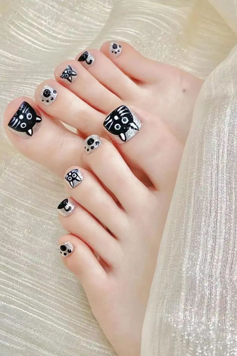 Ảnh nail chân vẽ cute 1