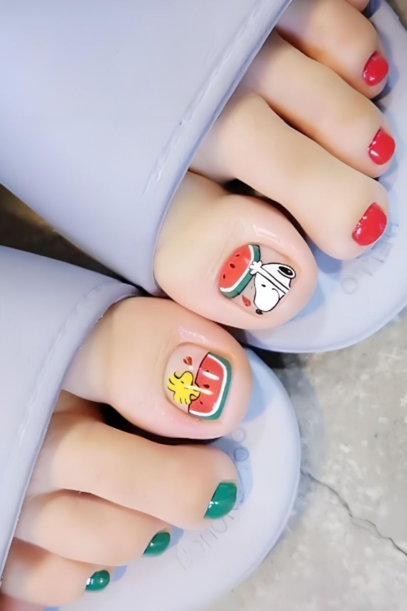 Ảnh nail chân vẽ cute 19