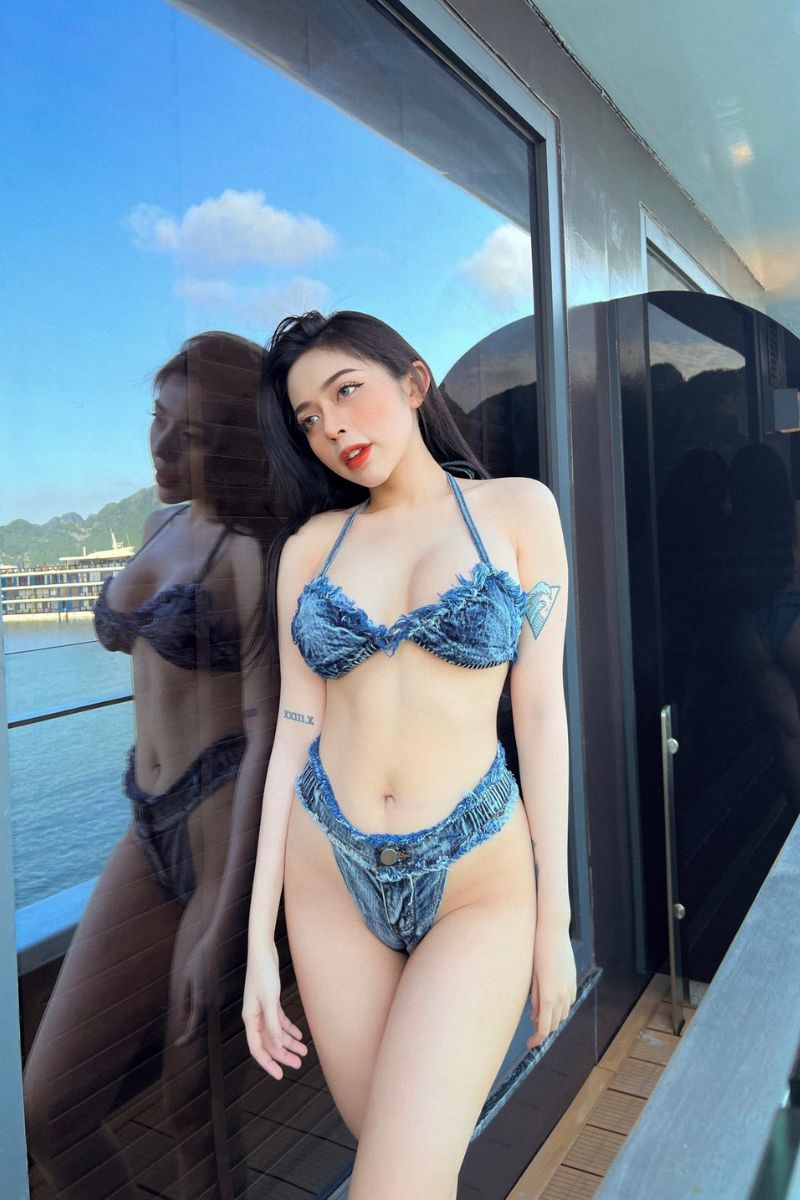 Ảnh Huỳnh Lâm Tố Ngân bikini 26