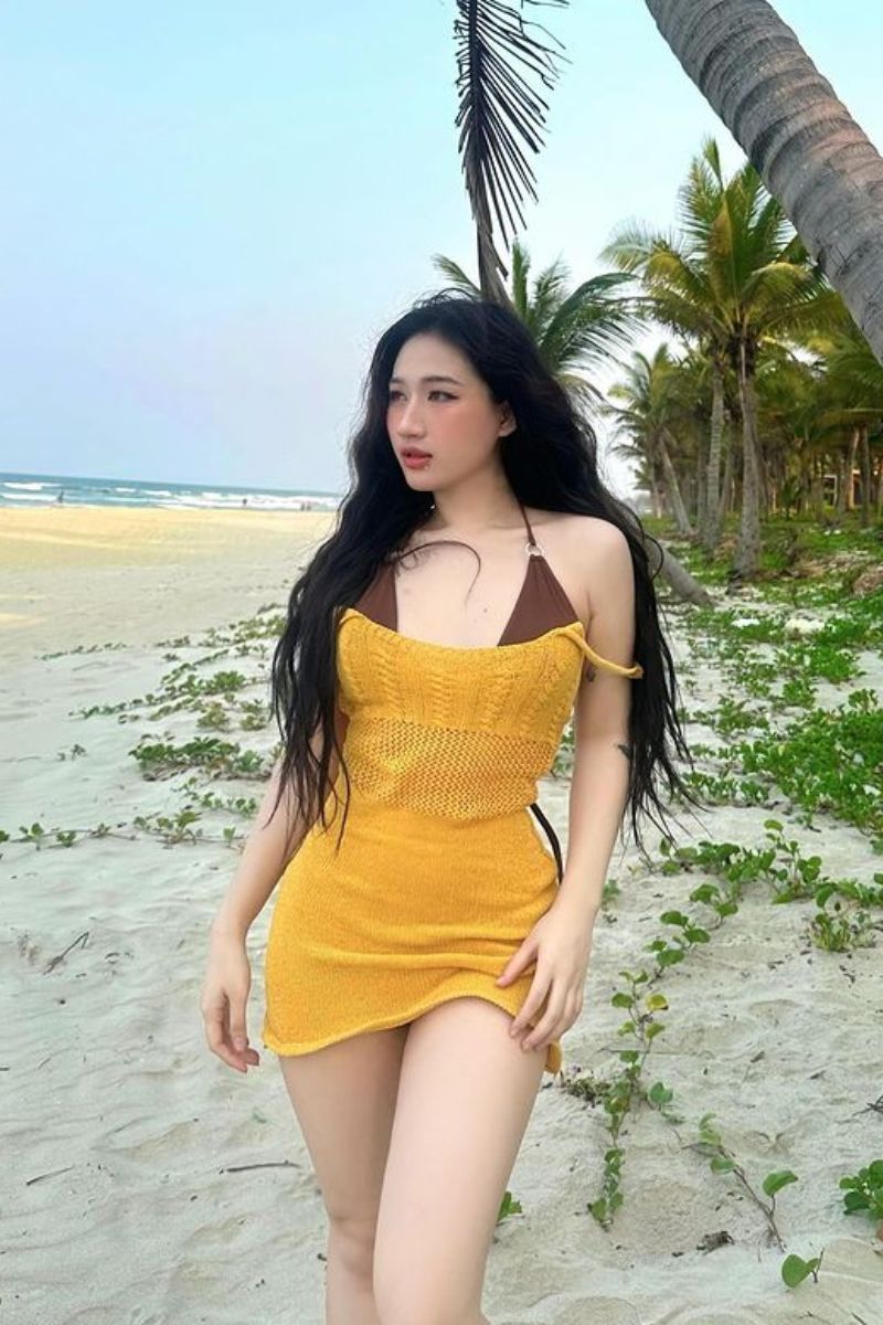 Ảnh Thảo Mi diện bikini 11