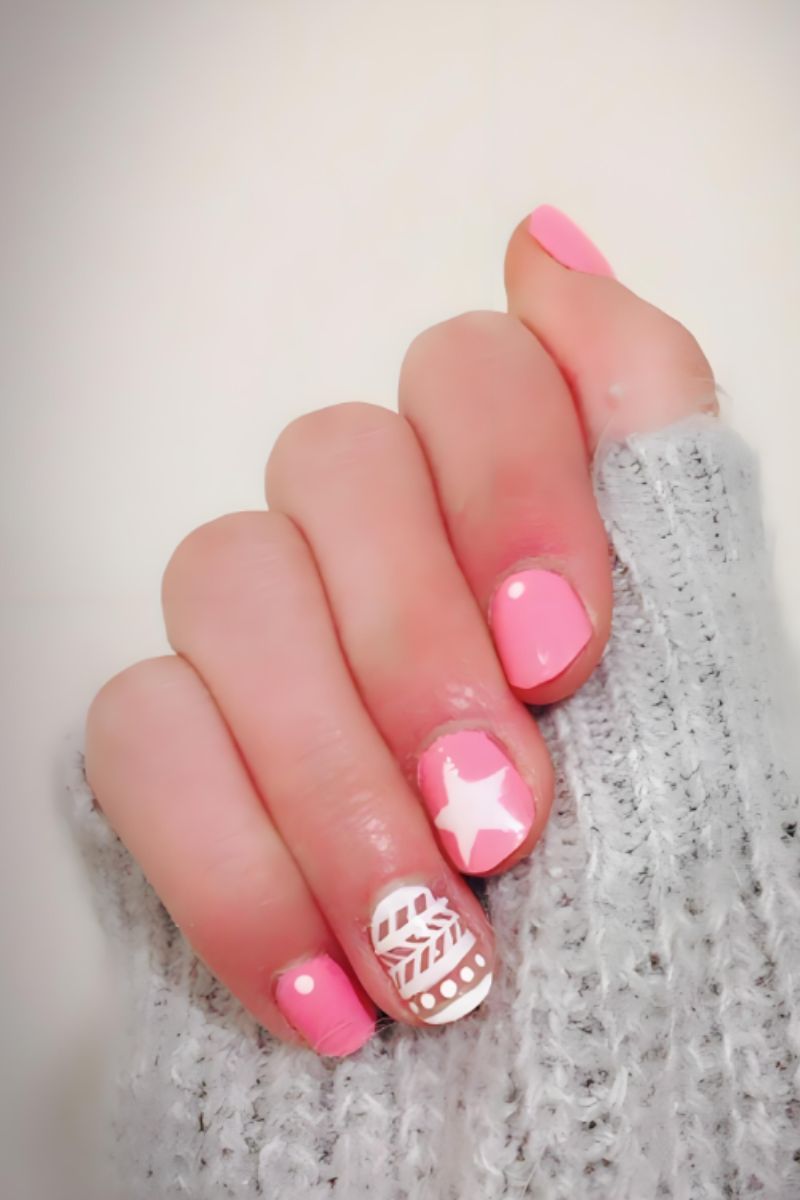 Ảnh các mẫu nail màu hồng đẹp 3