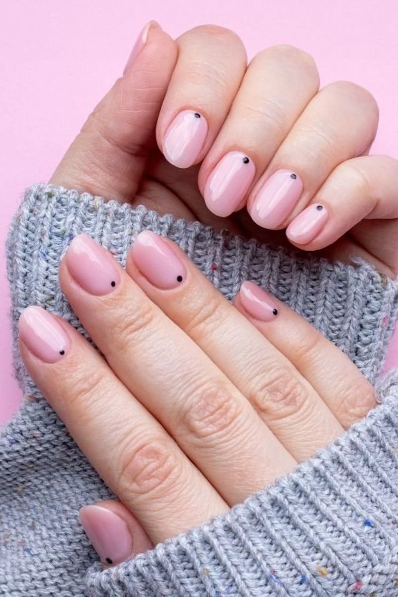 Ảnh các mẫu nail màu hồng đẹp 30