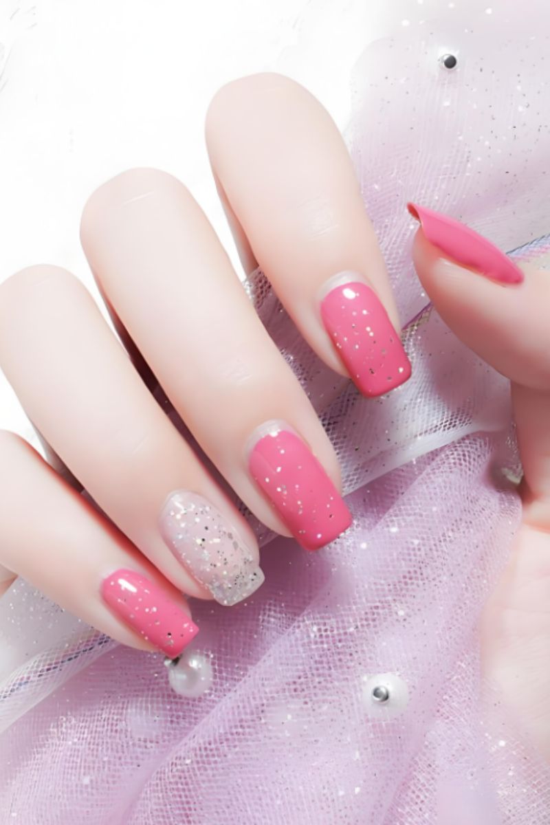 Ảnh các mẫu nail màu hồng đẹp 4