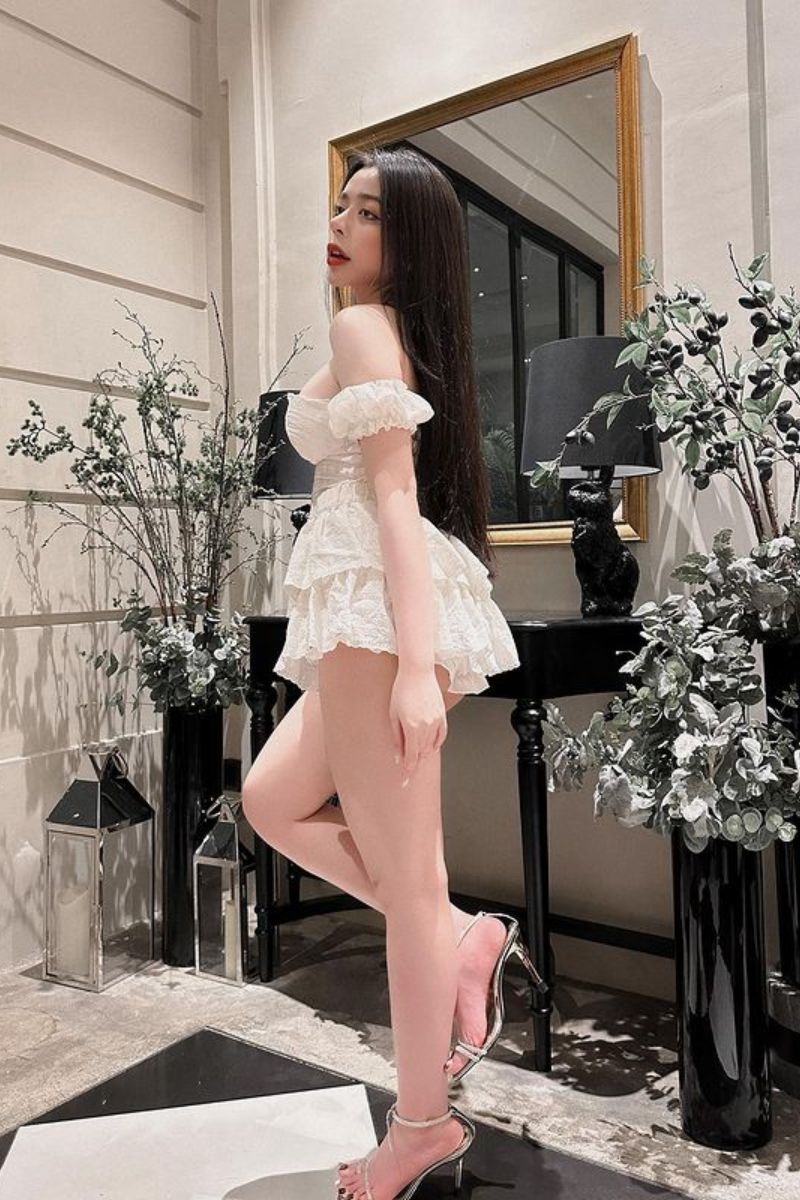 Ảnh hotgirl Huỳnh Lâm Tố Ngân sexy 16