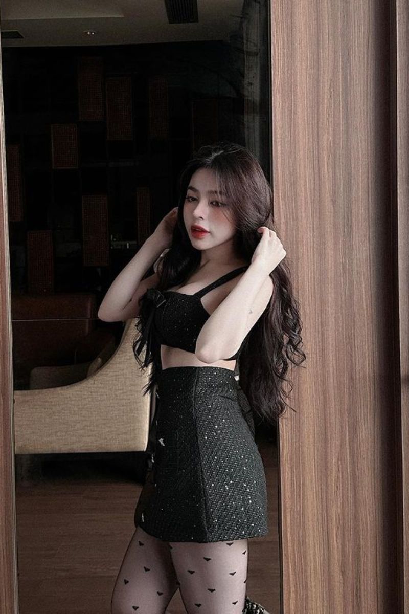 Ảnh hotgirl Huỳnh Lâm Tố Ngân sexy 7