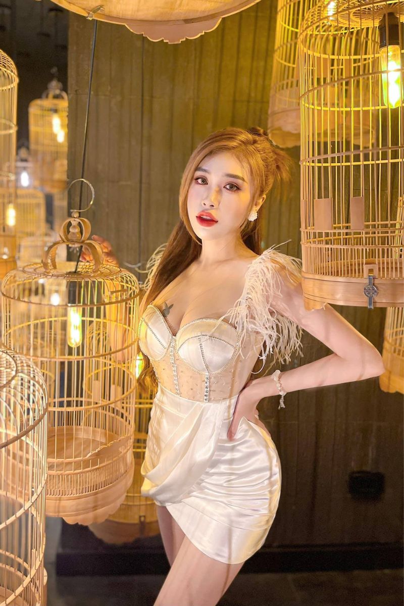 Ảnh hotgirl Pinky Bảo Trân sexy 22