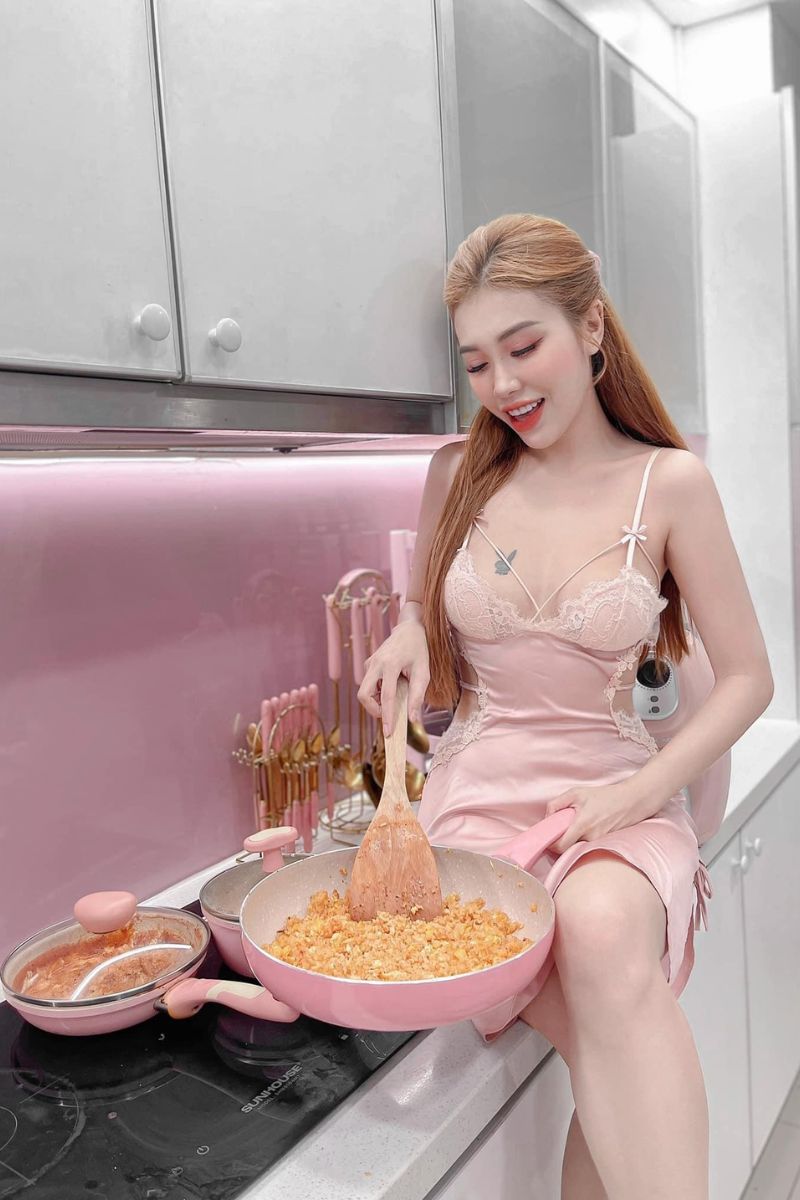 Ảnh hotgirl Pinky Bảo Trân sexy 4