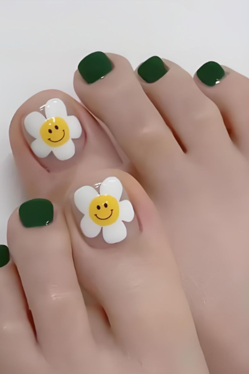 Ảnh nail chân móng ngắn 30