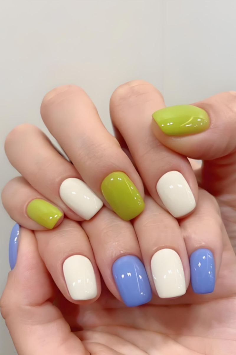 Ảnh nail Hàn Quốc kết hợp 3 gam màu 