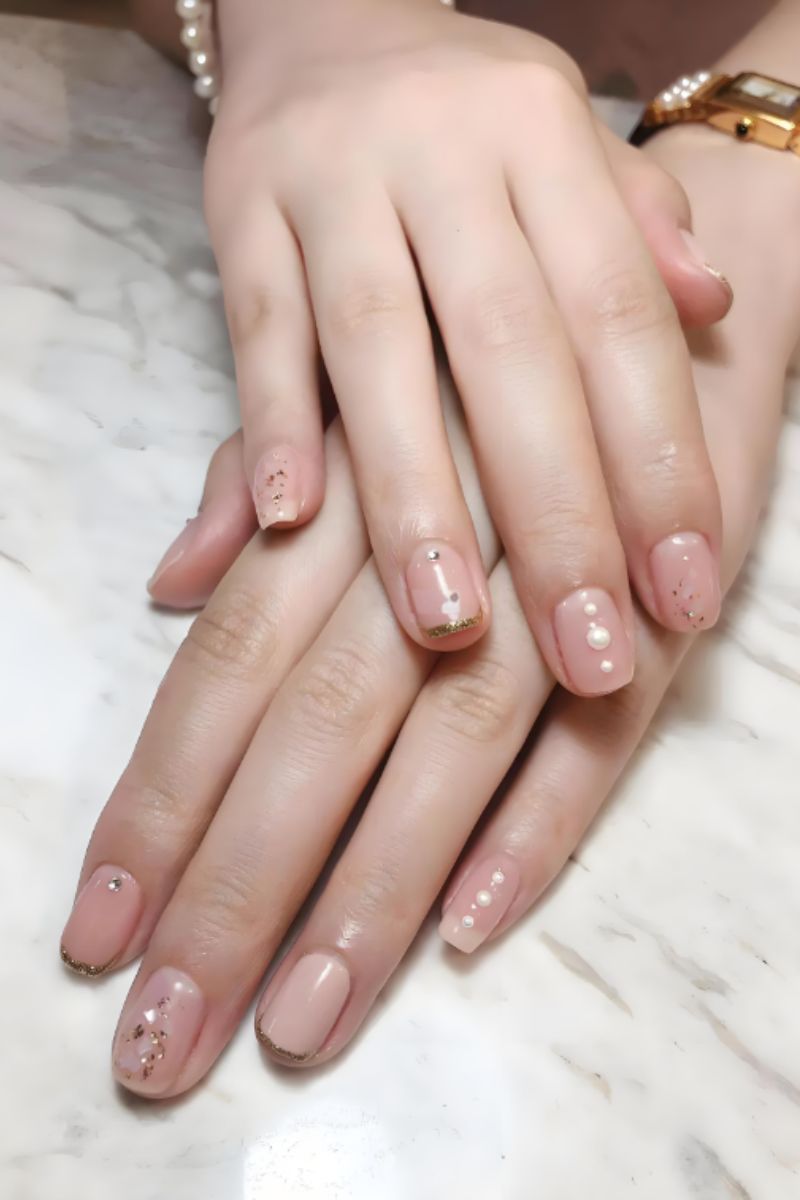 Ảnh nail Hàn Quốc đính kim tuyến đẹp