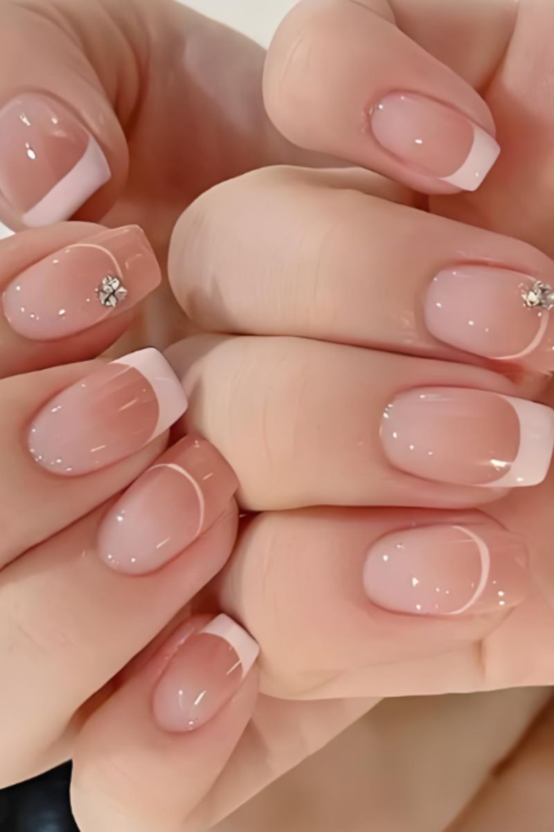 Ảnh nail màu hồng trắng 17