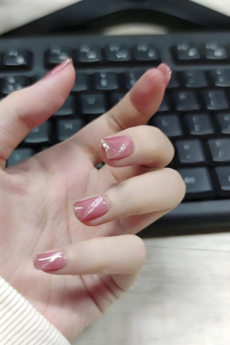 Ảnh nail tay mắt mèo sành điệu 27