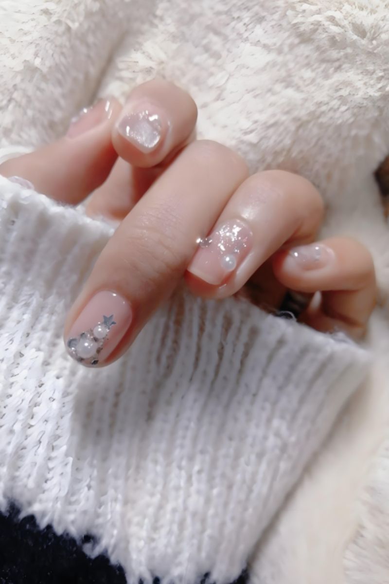 Ảnh nail tay móng ngắn 22