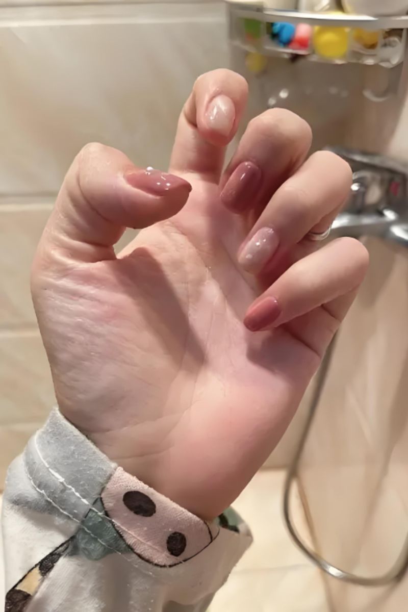 Ảnh nail tay móng ngắn 9