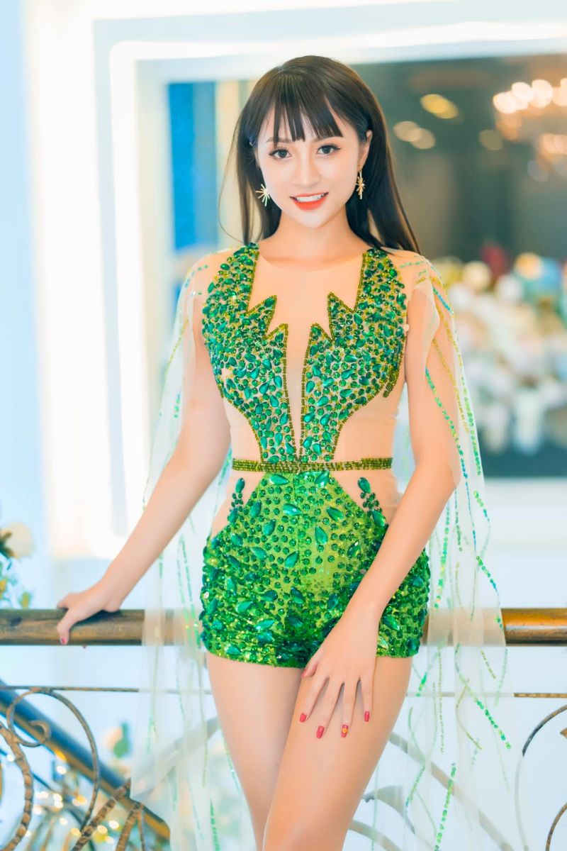 Ảnh Trang Sarah sexy 21